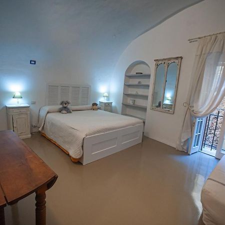Ferienwohnung La Torre Di Gaia Dolceacqua Exterior foto