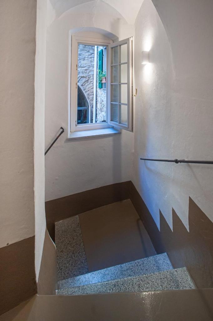 Ferienwohnung La Torre Di Gaia Dolceacqua Exterior foto